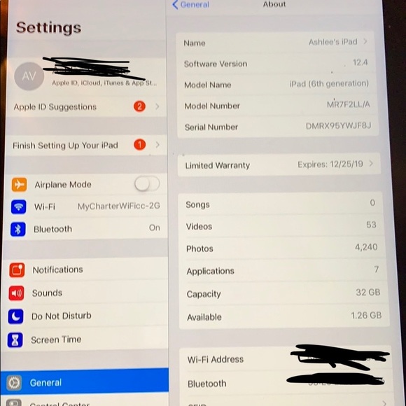 iPad 6th Generation - Picture 2 of 5